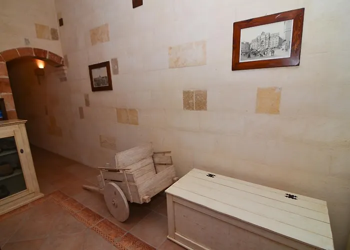 Europa Bed & Breakfast 3*